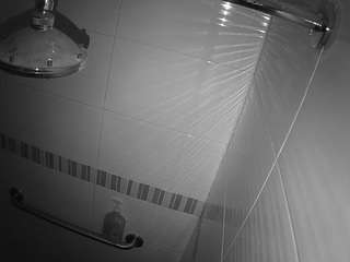 voyeurcam jb xfollow shower